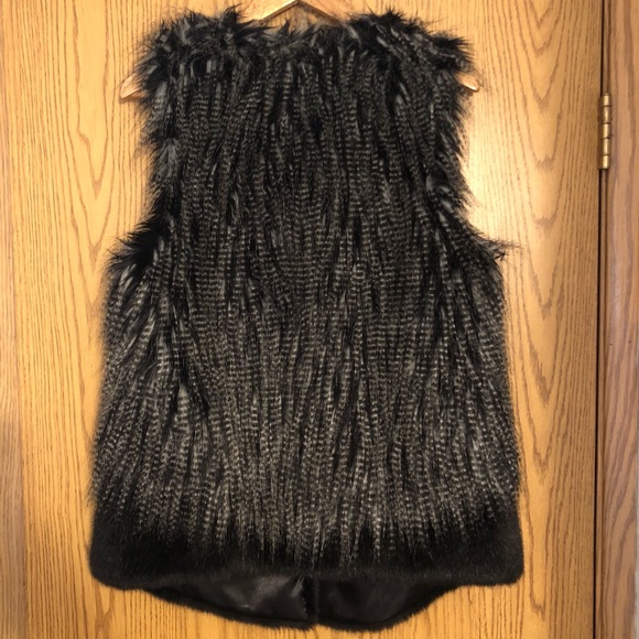 Parkhurst Black and Grey faux fur vest Nordstroms - Picture 4 of 6